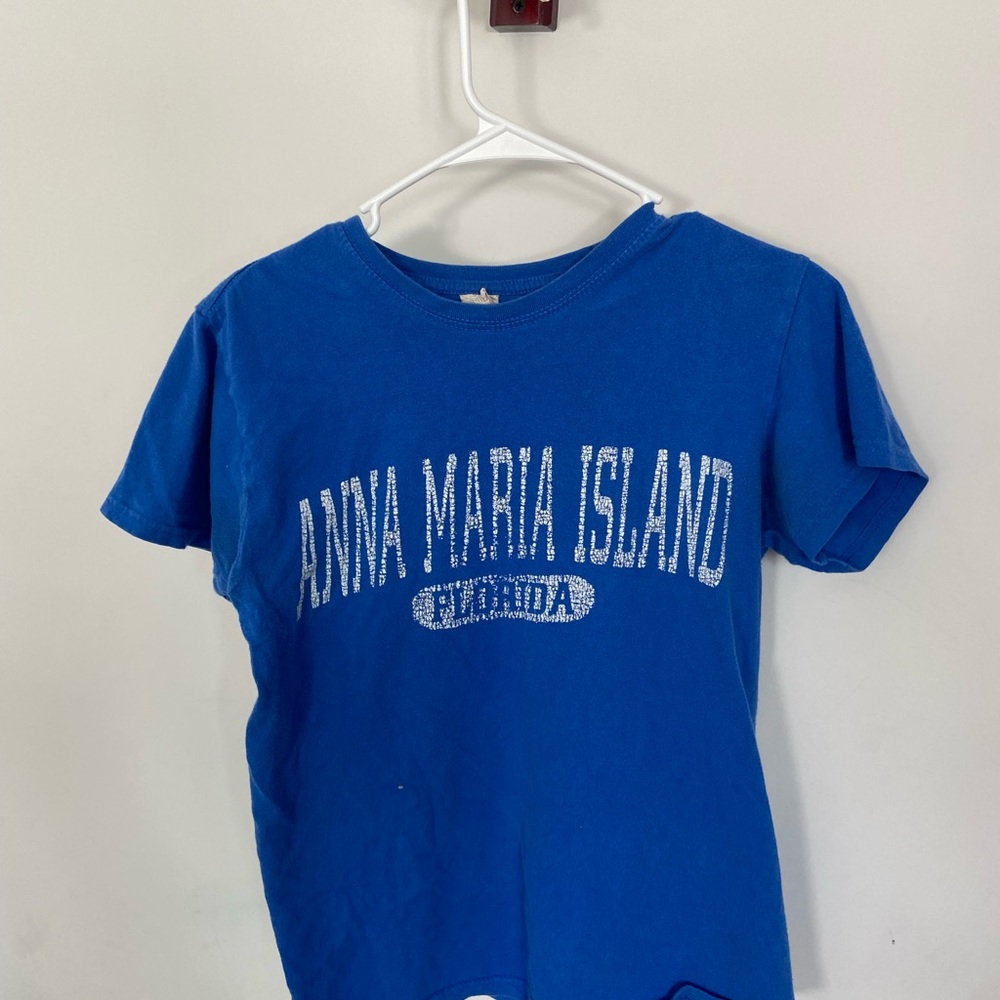 Tee shirt
